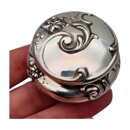 Caja pastillero Art Nouveau plata 950, Cardeilhac París, punzón Minerva 1, Circa 1890-1910