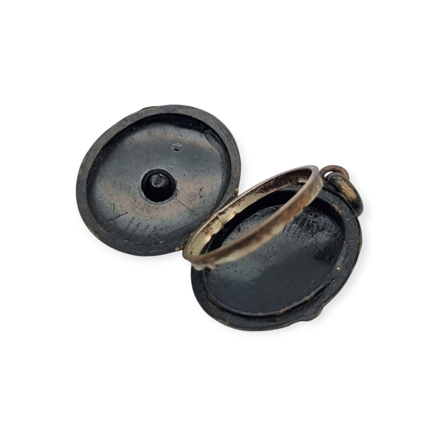 Guardapelo victoriano negro con piedra, joyería de luto, circa 1890-1900