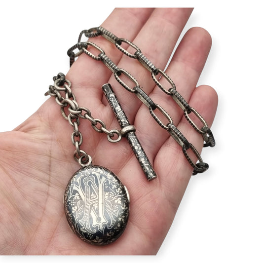 Antigua Cadena Albert completa de plata nielada para reloj de bolsillo con guardapelo monogramado circa 1890