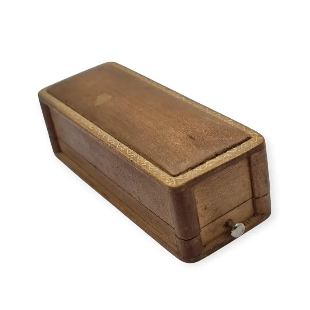 Alfiler de corbata belle Epoque en su caja original Barcelona 1900-1910.