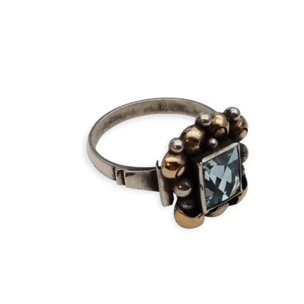 Anillo Art Déco Catalán en Plata y Oro con Aguamarina Simulada. Años 40.