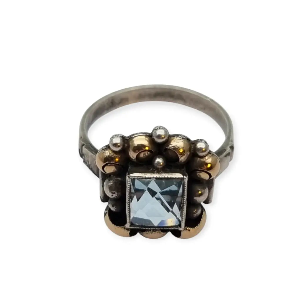 Anillo Art Déco Catalán en Plata y Oro con Aguamarina Simulada. Años 40.