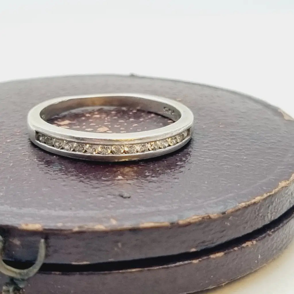 Anillo de eternidad vintage anillo art déco blanco