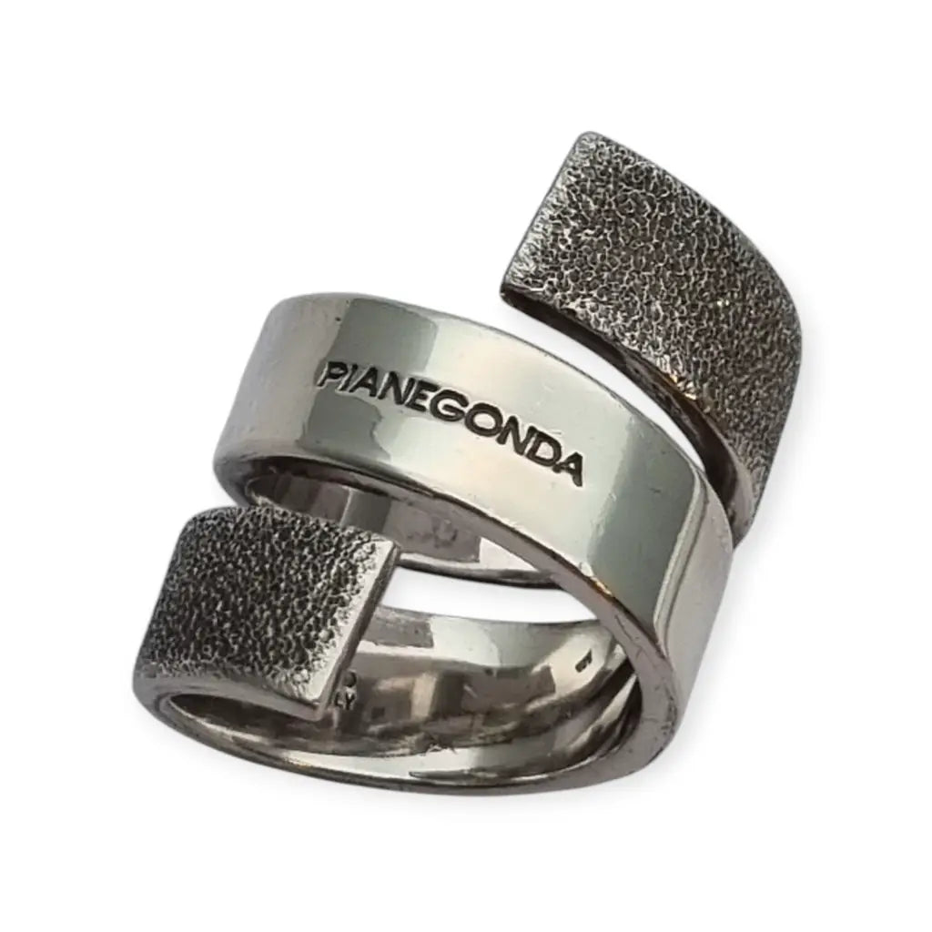 Anillo de plata 925 Pianegonda joyería italiana estilo vanguardista