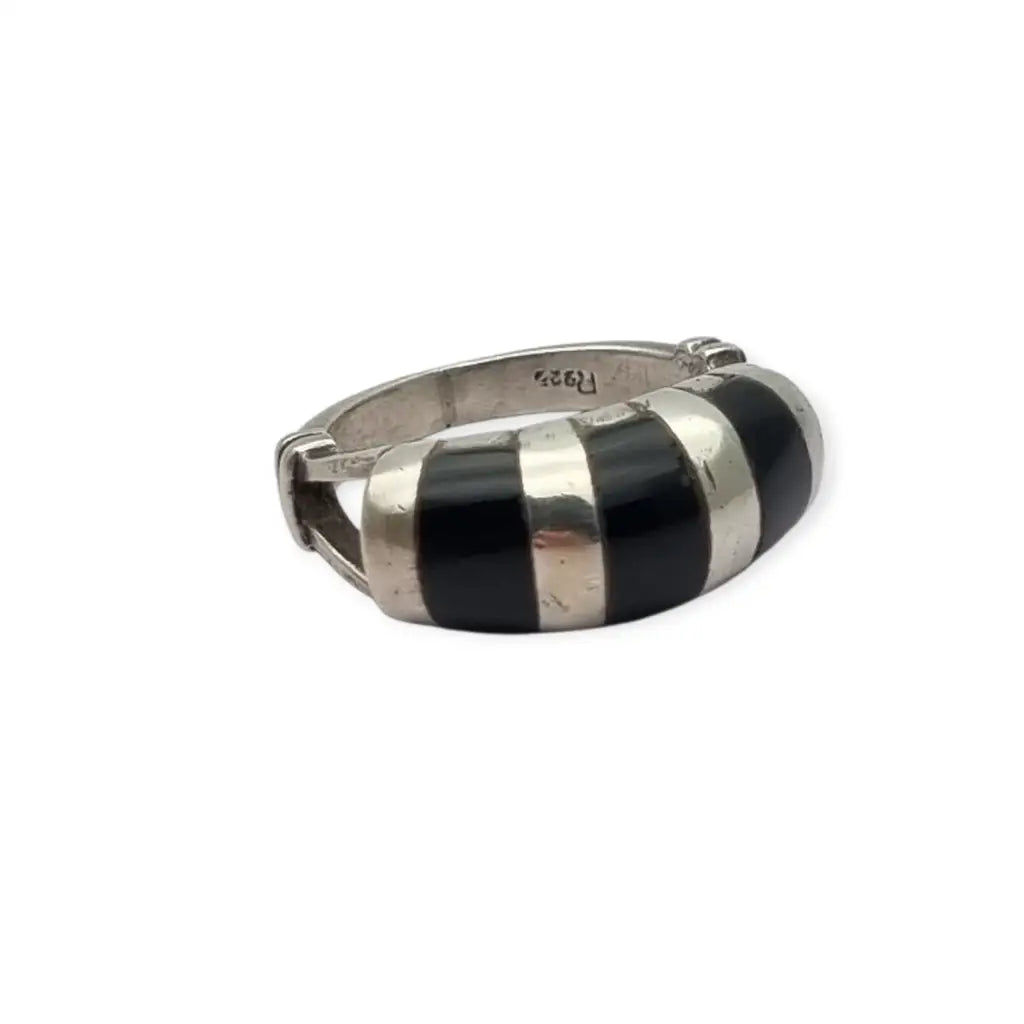 Anillo vintage de plata 925 con incrustaciones ónix negro en rayas diseño