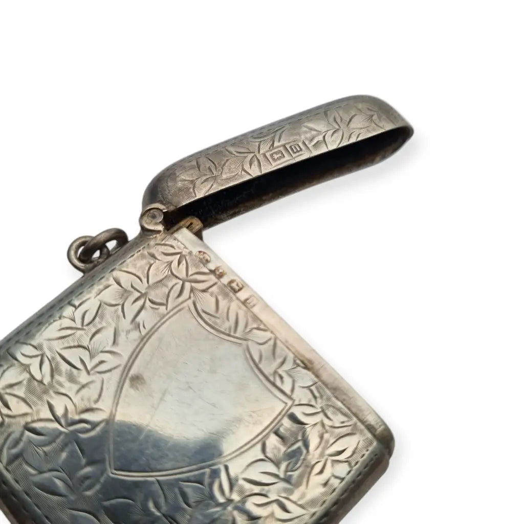 Antigua caja de cerillas en plata grabada Platero T. Heatley Birmingham 1912.