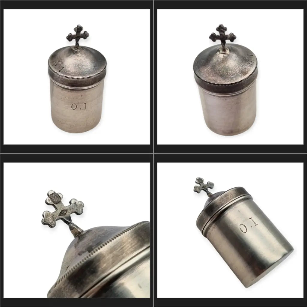 Antigua crismera litúrgica francesa de plata alta calidad (FFD) con cruz