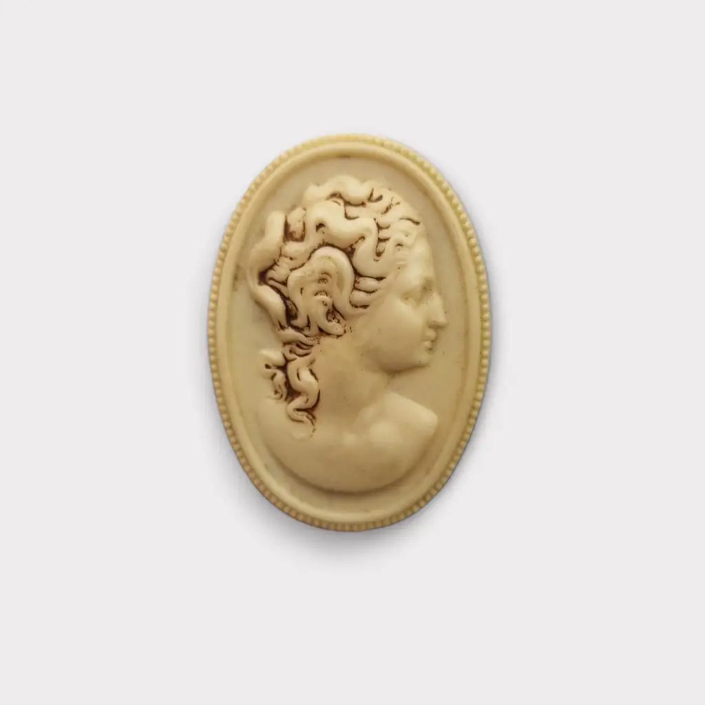 Broche de camafeo ovalado estilo clásico vintage los años 40 en galalita