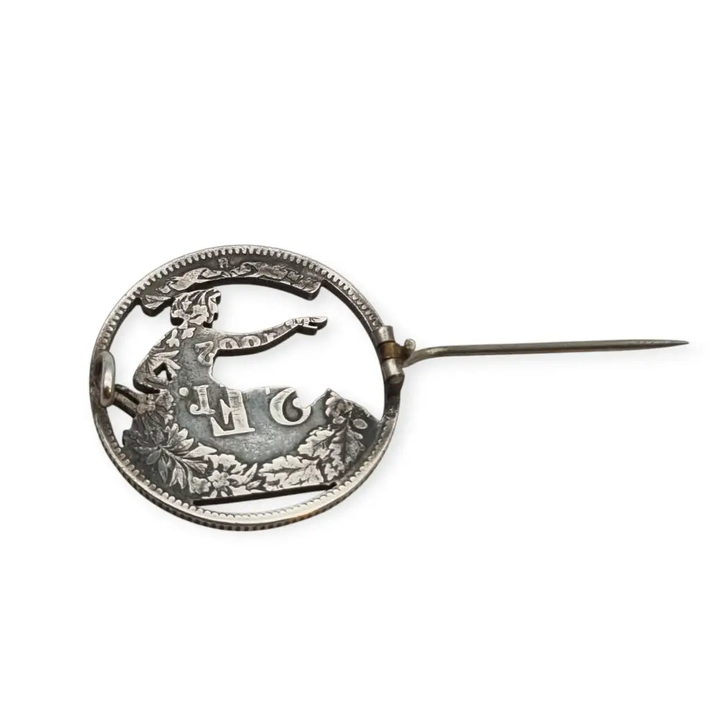 Broche vintage suizo de moneda calada a mano Helvetia plata para colección