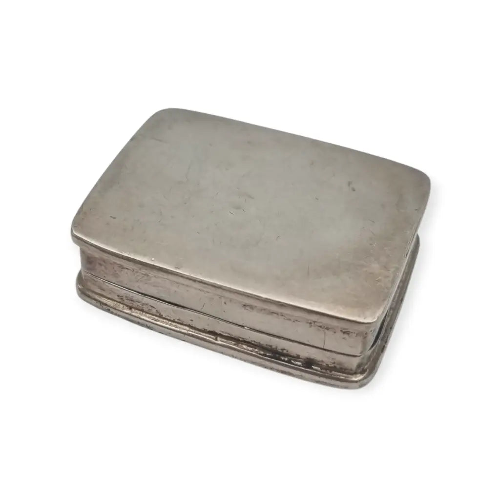 Caja rectangular de plata 925 grabada a mano pastillero vintage circa 1990.