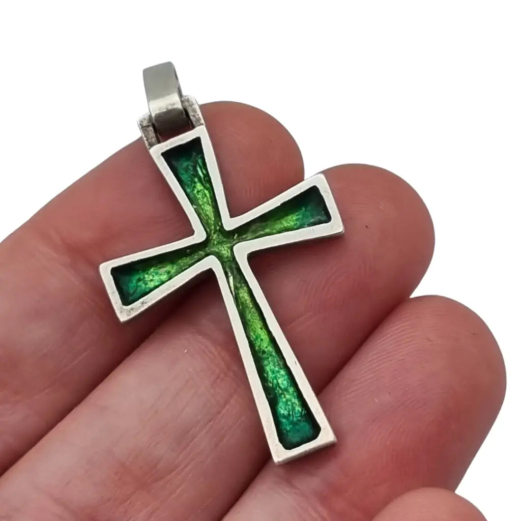 Colgante de Cruz Plata con Esmalte Diseño Vintage los años 70.