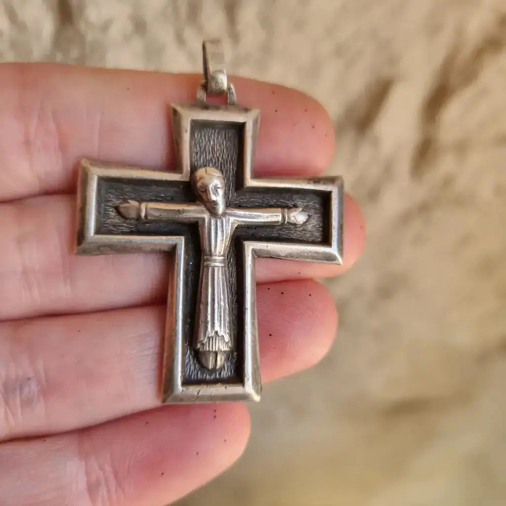 Colgante de cruz plata para mujer joyería colgante antigua.