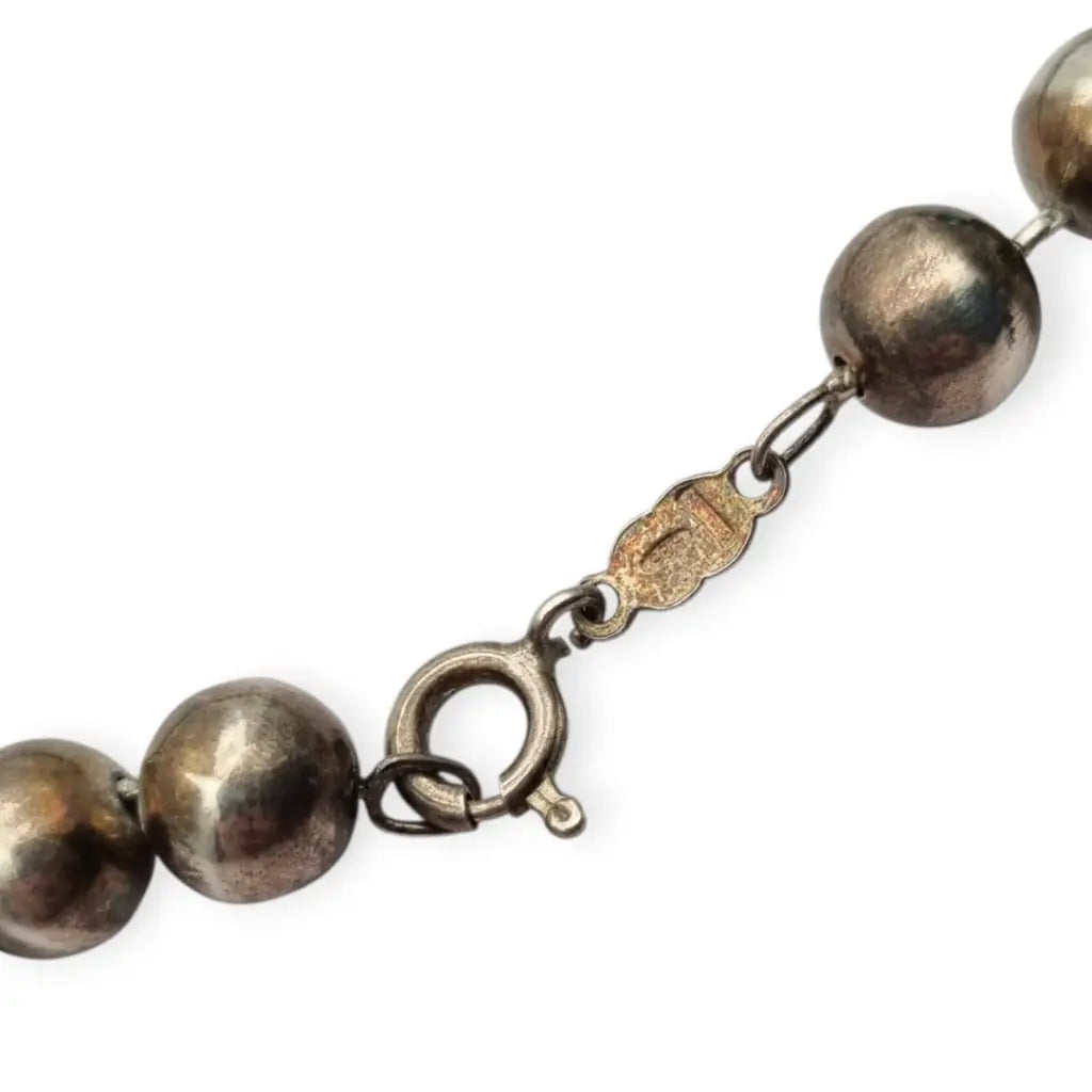 Collar italiano vintage en plata 925 con colgantes de corazones y cuentas