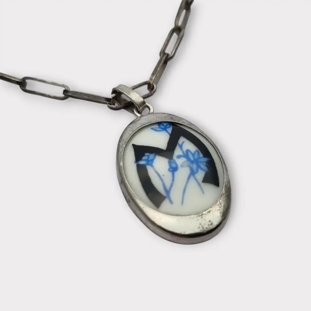 Collar de plata 925 con colgante ovalado porcelana pintada diseño floral