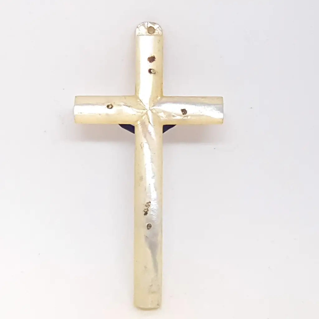 Colgante de nácar cruz plata. Cruz antigua cristo religiosa.
