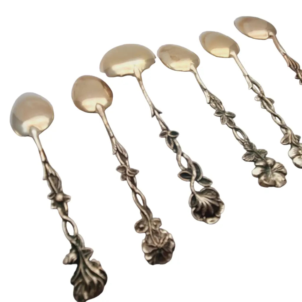 Set de cucharas antiguas plata decoradas con flores menaje vintage.