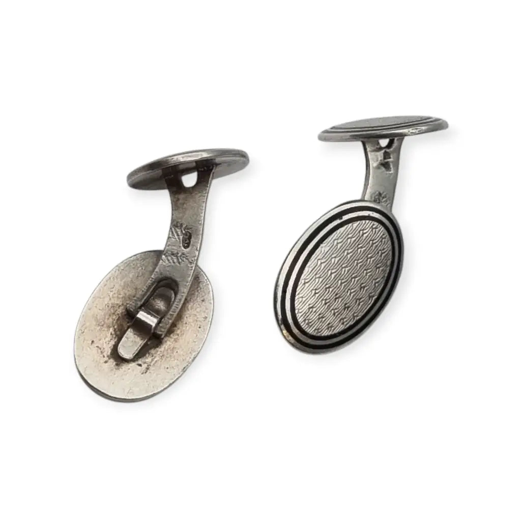 Gemelos antiguos Art Déco ovalados en plata con esmalte y grabado circa