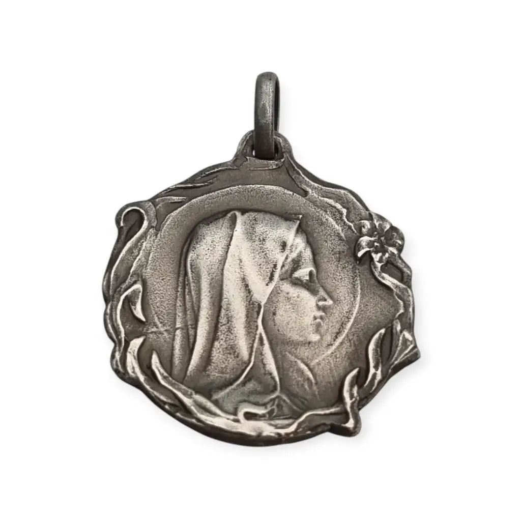 Medalla Art Nouveau antigua en plata con Virgen diseño floral religioso circa