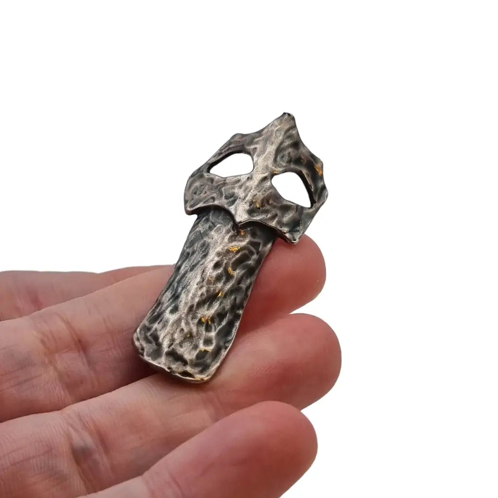 Pasador de plata máscara vintage joyería abstracta.