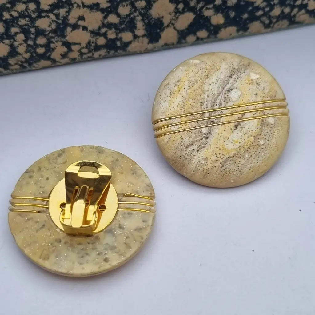 Pendientes vintage NOS grandes y redondos de los años 80 marrones dorados