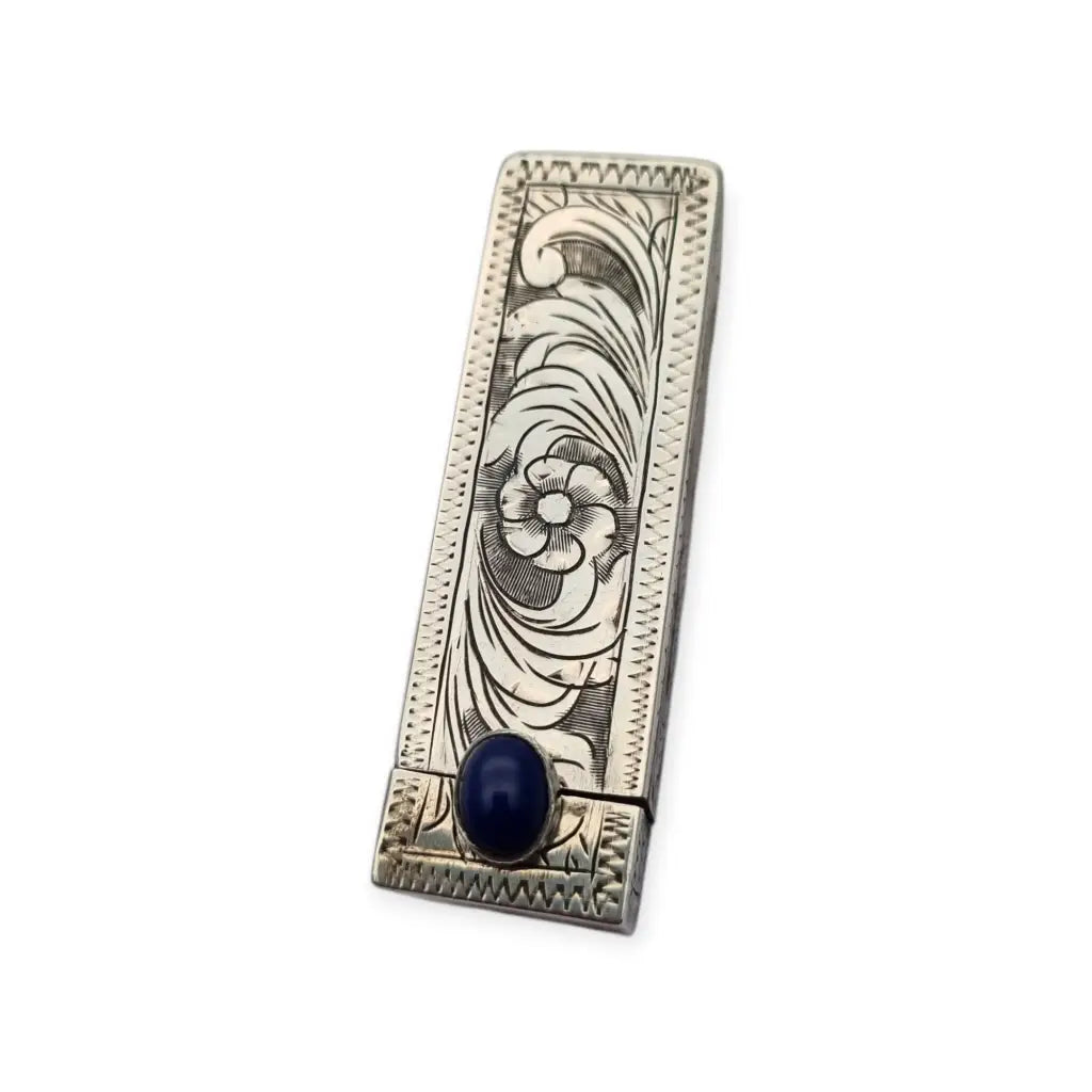 Pintalabios en plata 800 con piedra azul cabujón y grabados florales espejo