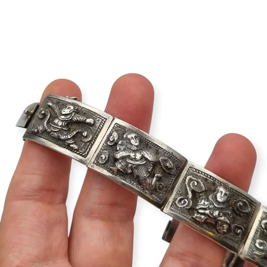 Pulsera de plata victoriana angloindia con seis deidades budistas joyería