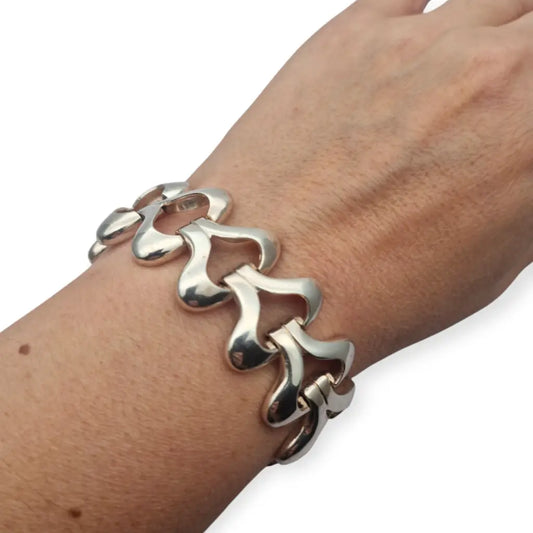 Pulsera vintage de plata para mujer circa 1970 con eslabones articulados