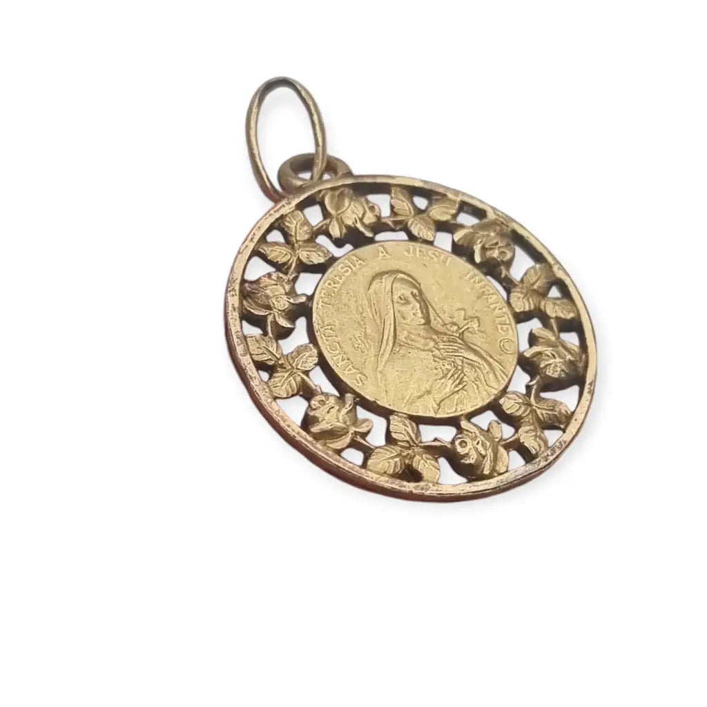 Medalla redonda Art Nouveau de Santa Teresa oro laminado FIX con diseño