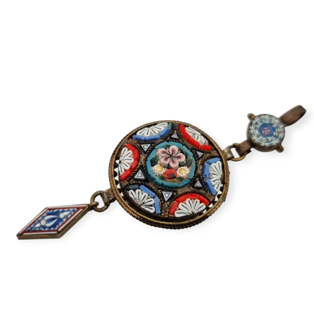 Colgante Vintage Italiano de Micromosaico Floral y Metal Dorado marca CD 1940.