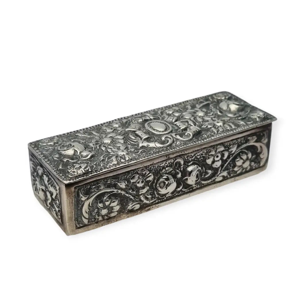 Caja de Plata Española los Años 40 50 con Sello Estrella relieve floral.