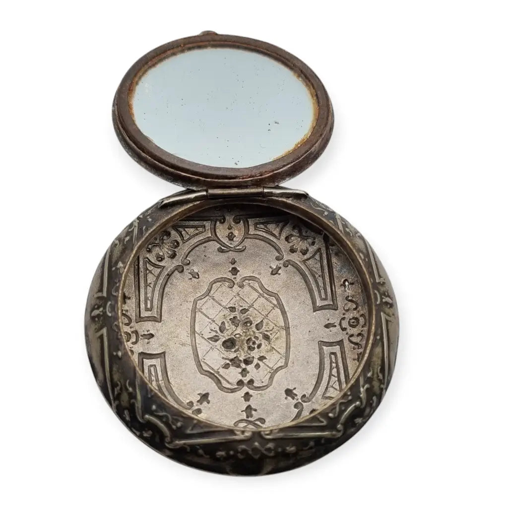 Polvera antigua metálica Art Nouveau con espejo grabado principios siglo XX