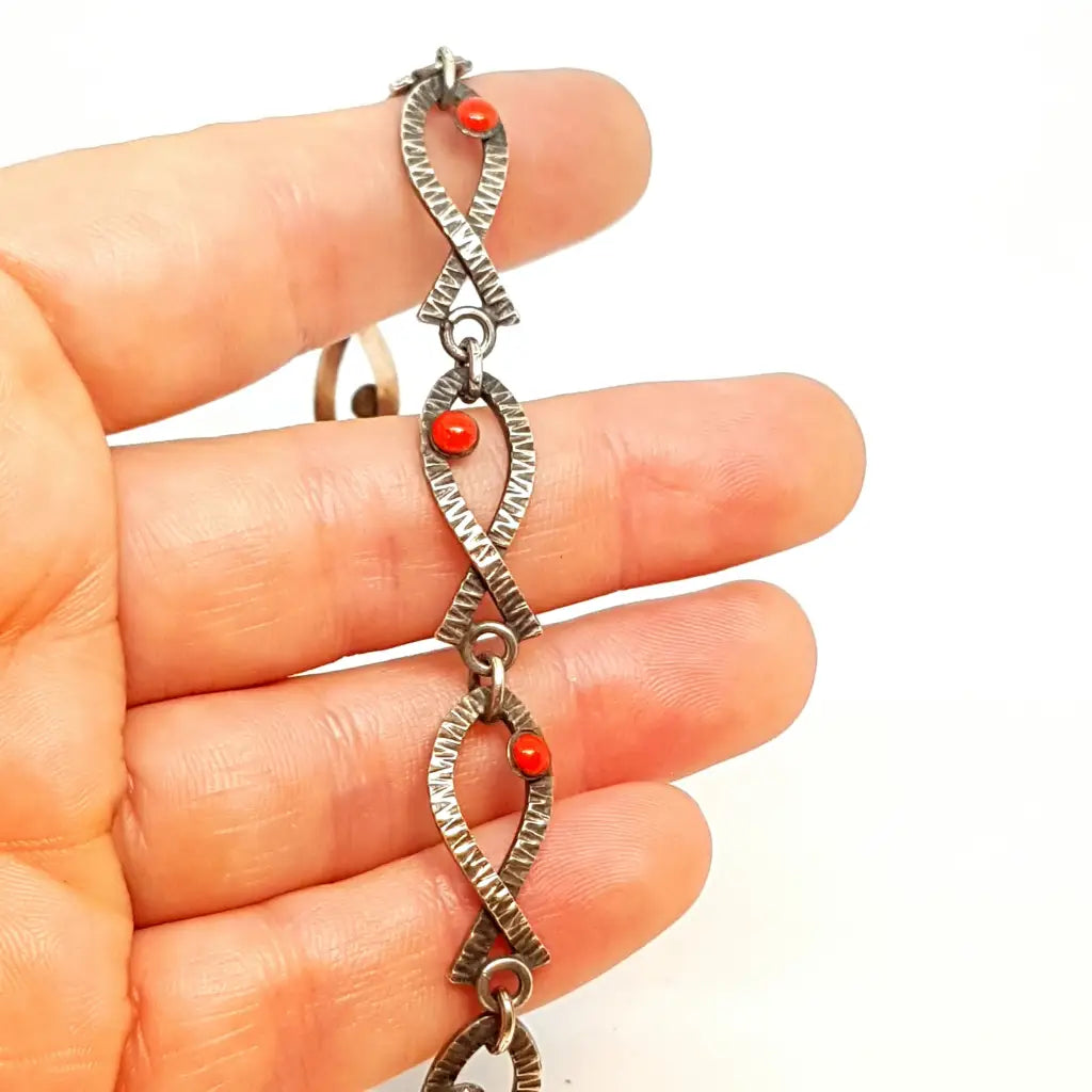 Pulsera vintage de plata Art Deco para mujer con pez esmaltado rojo