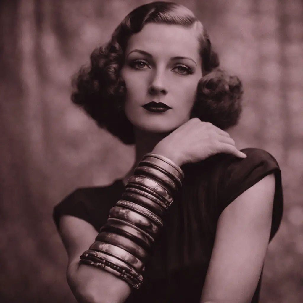 Pulseras y brazaletes de diferentes épocas como la victoriana, la art déco, modernista o retro vintage boho