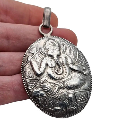 Colgante de plata dios étnico tribal Ganesh amuleto elefante talismán