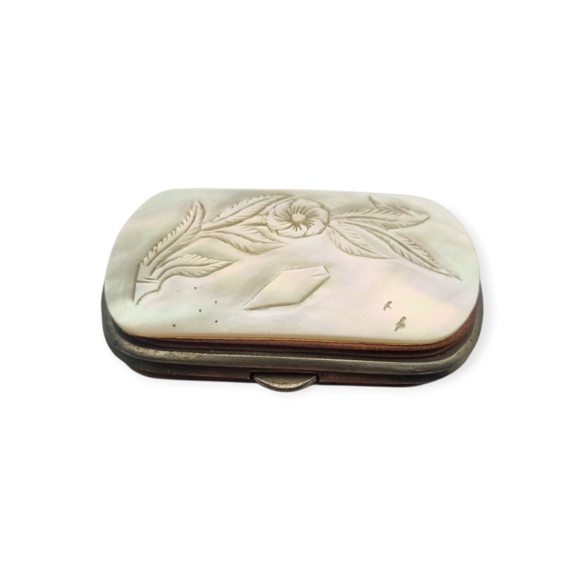 Antique carved mother-of-pearl coin purse, historicist floral style, circa 1900-1910