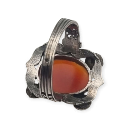 Anillo antiguo Art Déco de plata y cornalina con decoración floral, Francia años 50