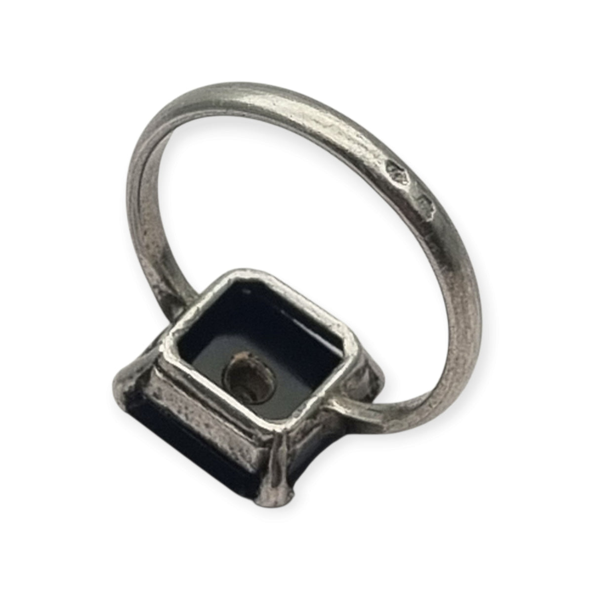 Anillo antiguo Art Déco de plata, ónix negro y topacio, circa 1920-1935