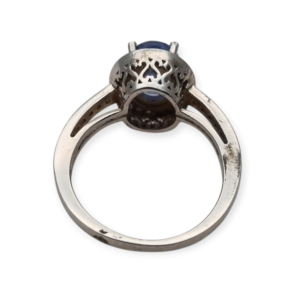 Vintage 925 sterling silver ring with blue stone, Diana style with halo, circa 1990-2000