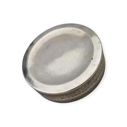 French Belle Époque round guilloché silver box by Albert Deflon, Paris, 1907–1920