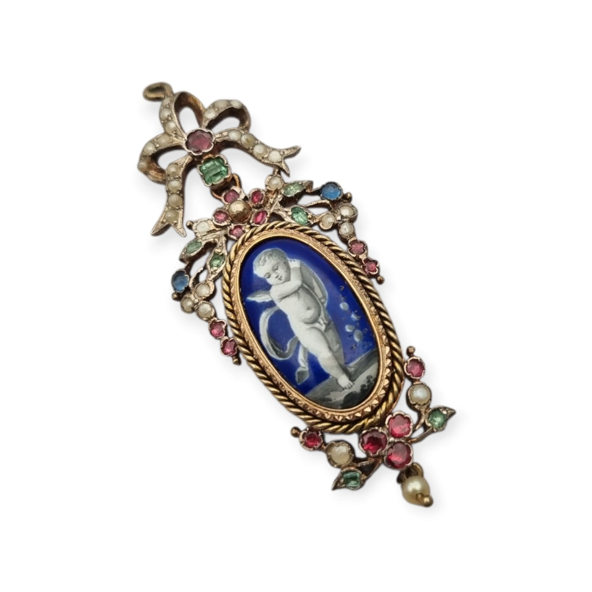 Colgante antiguo de querubín alado en Plata Dorada con Esmalte, Perlas y Gemas, ca. 1870–1890