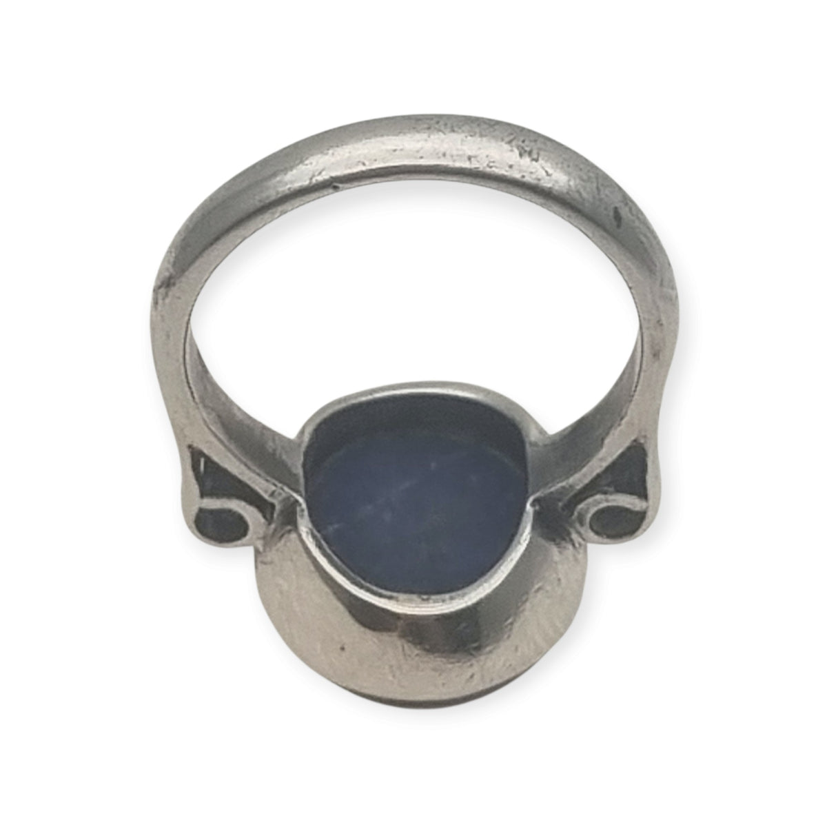 Classic Vintage Silver Ring with Oval Lapis Lazuli and Scrollwork Sides, 1980s–90s