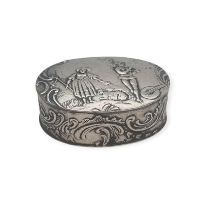 Caja antigua historicista de plata de Hanau con escena pastoril, Alemania, circa 1900