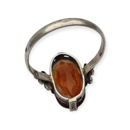 Anillo vintage de estilo Art Déco en plata con cristal coñac facetado, Europa, ca. 1950–1960