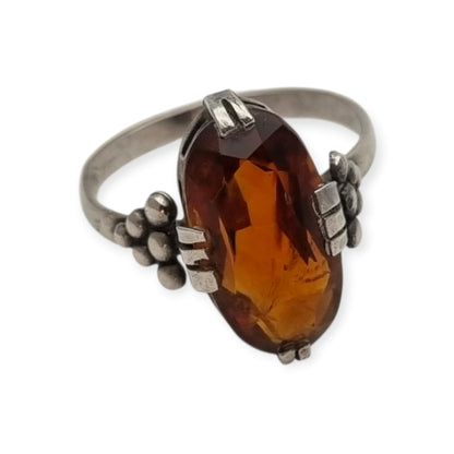 Anillo vintage de estilo Art Déco en plata con cristal coñac facetado, Europa, ca. 1950–1960