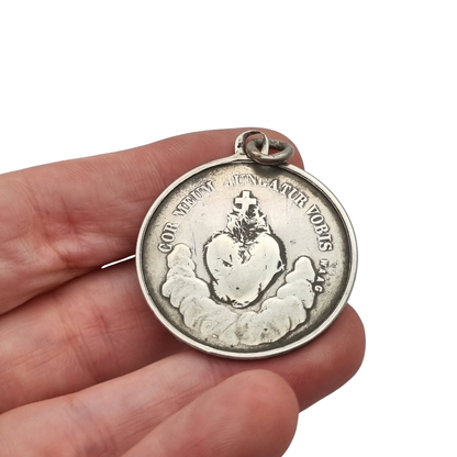 Medalla francesa de la Inmaculada y Sagrado Corazón en plata, firmada Waag, ca. 1880-1905