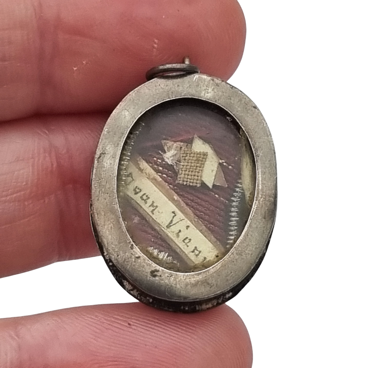 Teca relicario de plata atribuible a San Jean-Marie Vianney, Cura de Ars, Francia, ca. 1870-1925