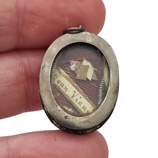 Teca relicario de plata atribuible a San Jean-Marie Vianney, Cura de Ars, Francia, ca. 1870-1925