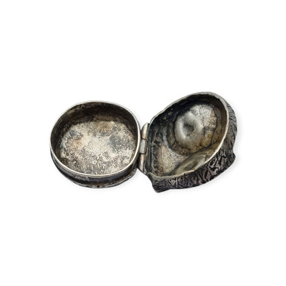 Caja de plata 800 con forma de búho guiñando un ojo, Italia circa 1970