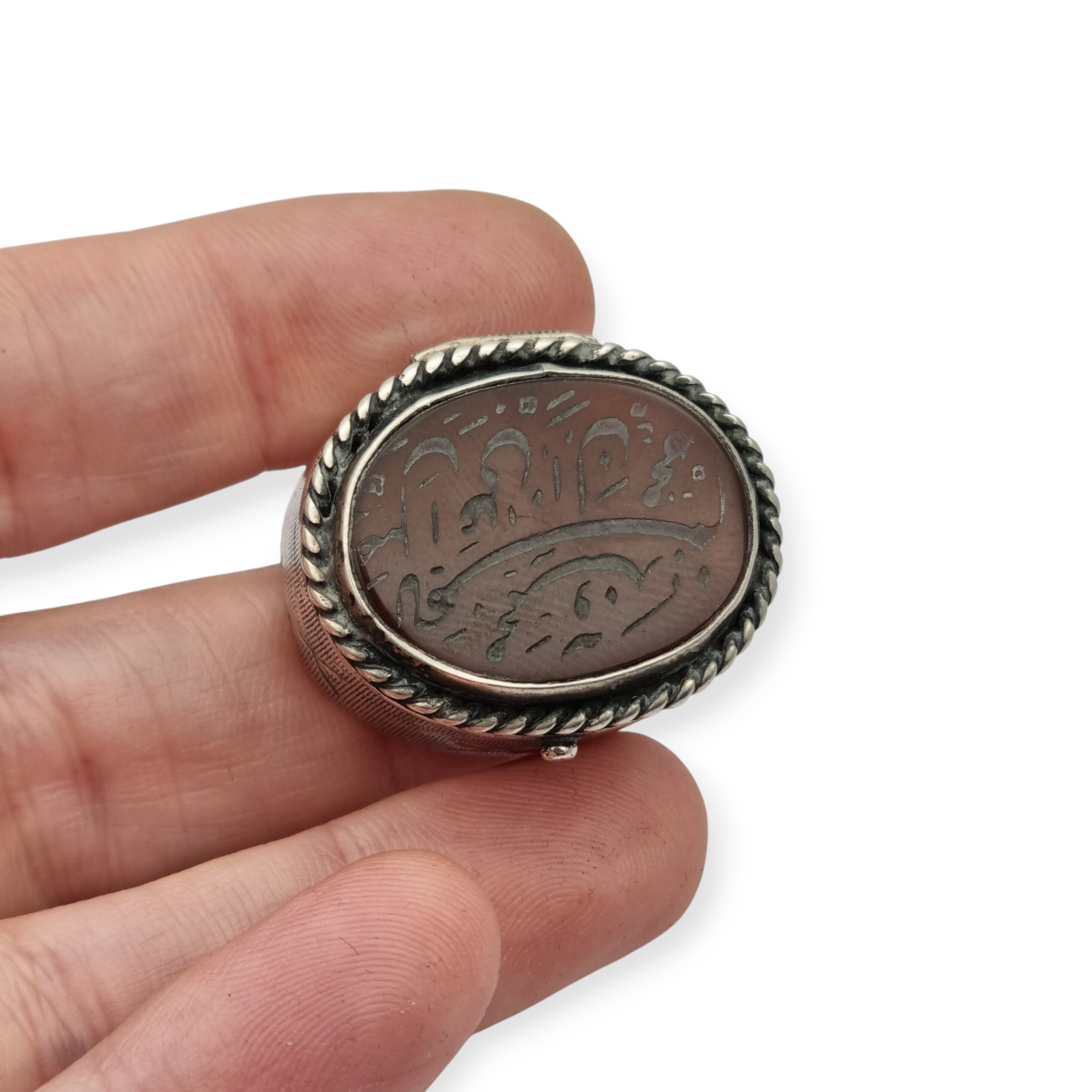 Caja antigua de plata 925 con tapa de cornalina grabada y caligrafía oriental