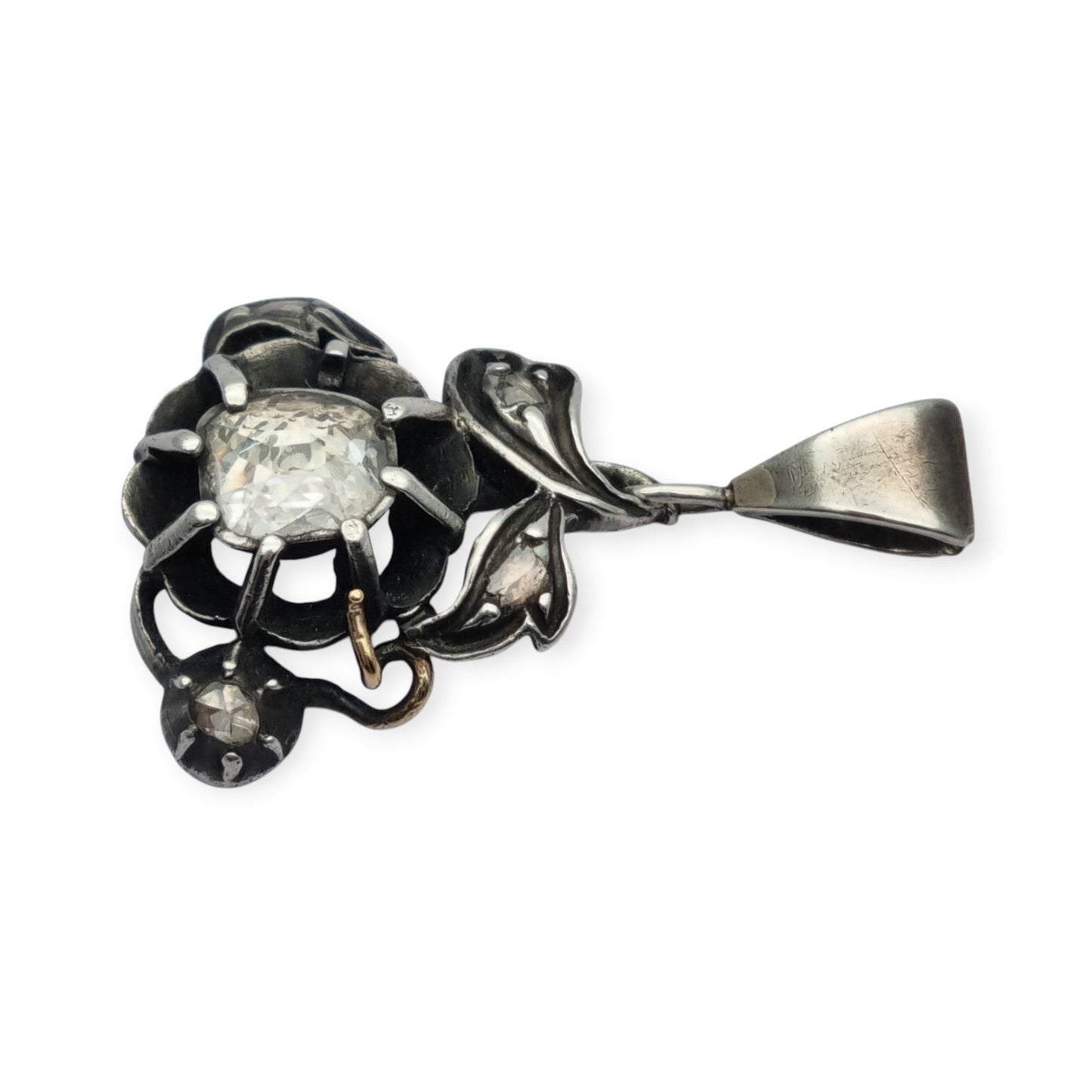 Victorian floral pendant in silver with diamonds and gold details, circa 1890